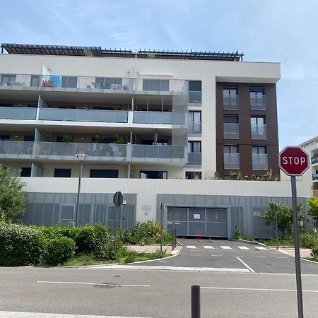 Appartement Type 2 Neuf +Grande Terrasse ル・ラヴァンドゥー エクステリア 写真